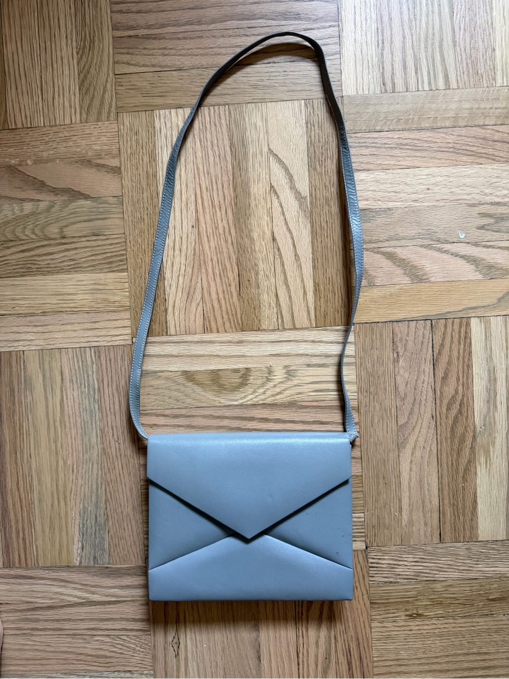 Classic Envelope Crossbody Bag in Light Gray